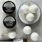 Tim Holtz Distress Mica Flakes Ranger tdr69140 Holiday Sparkle Snowballs | color-code:ALT10