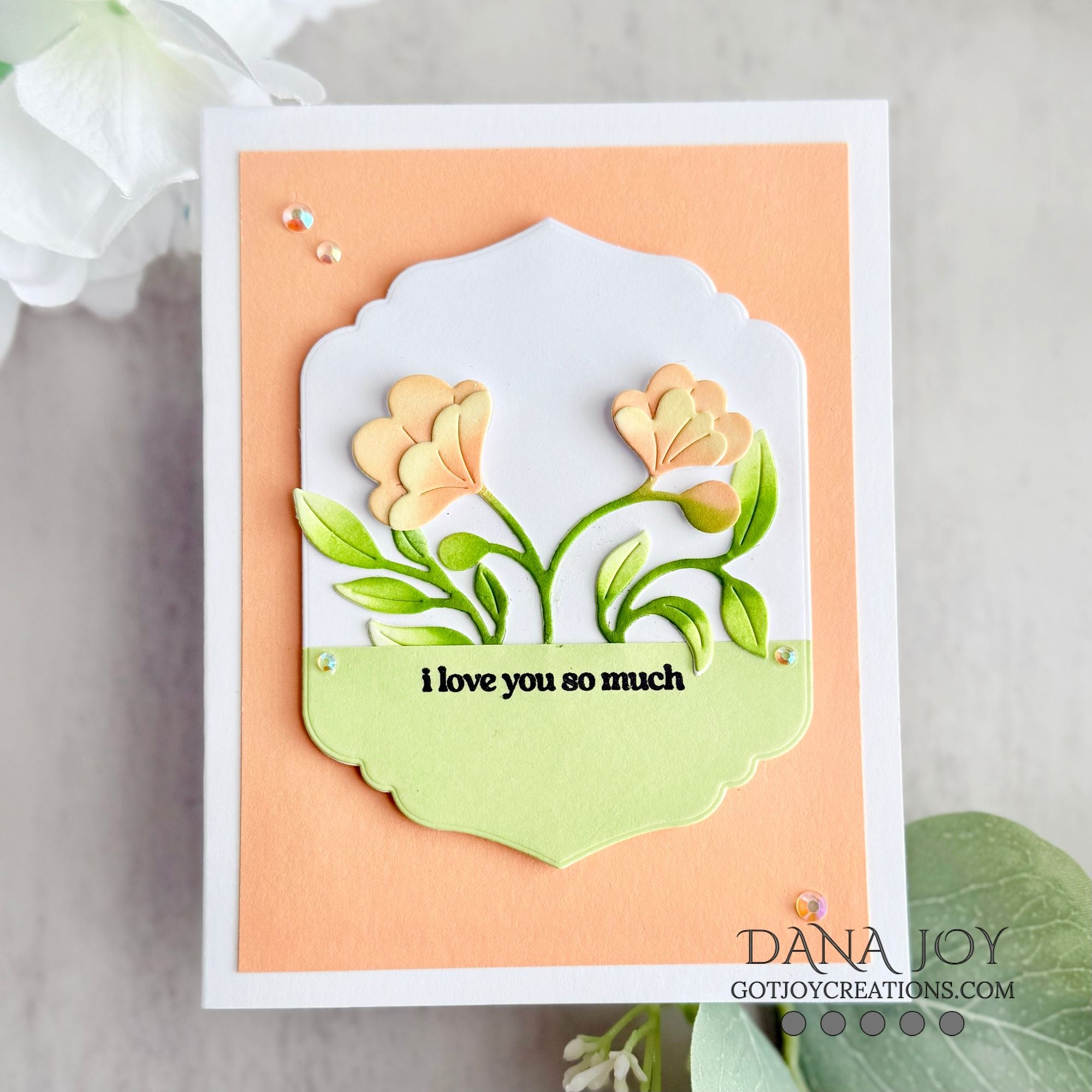 Simon Says Stamp Fantasy Bouquet Wafer Dies s1013 Happy Camper Love You Card | color-code:ALT06