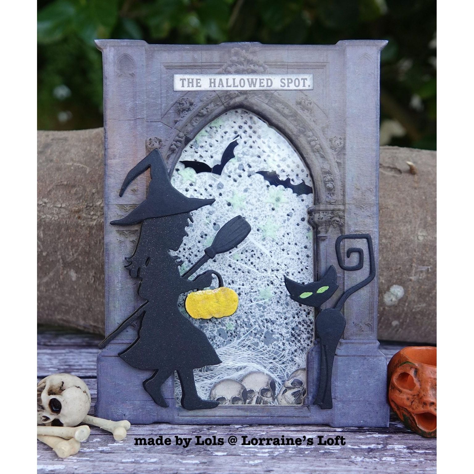 Tim Holtz Distress Halloween Grit Paste Glow Ranger tshk84464 Witch And Cat Halloween Card | color-code:ALT09