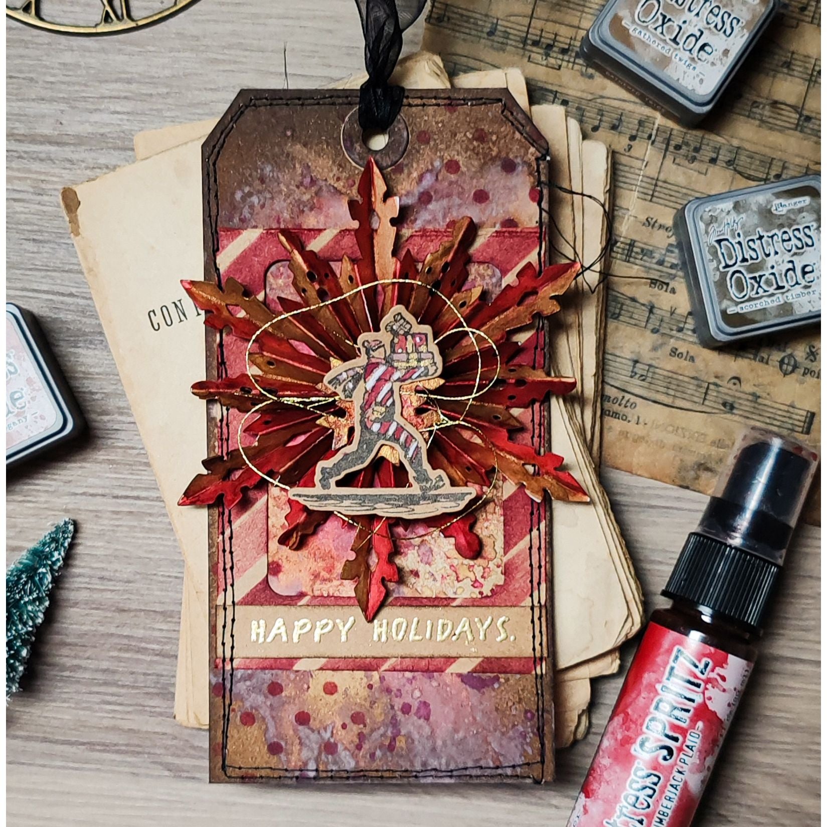 Tim Holtz Holiday Sketchbook Stamps with Simon Says Stamp Dies Bundle setho25 Christmas Tag