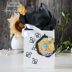Simon Says Stamp Stencil Honeycomb 1080st Birthday Bag | color-code:ALT04