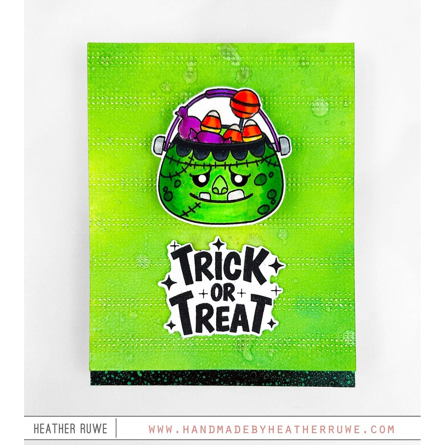 Tim Holtz Mowed Lawn Distress Spritz tdu86383 Trick Or Treat Card