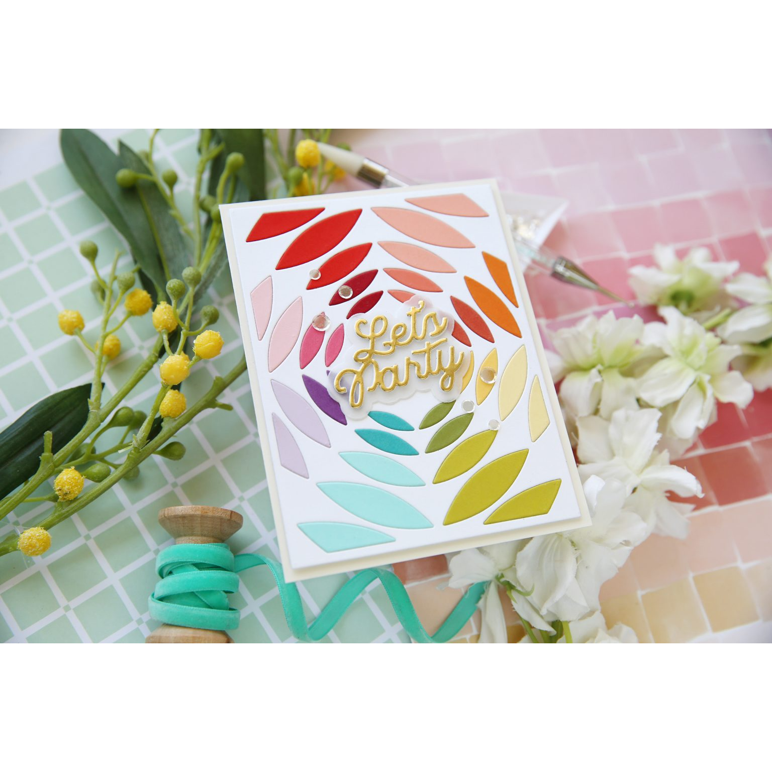 Simon Says Stamp Nested Leaves Plate Wafer Dies 1042md Be Bold Birthday Card | color-code:ALT03