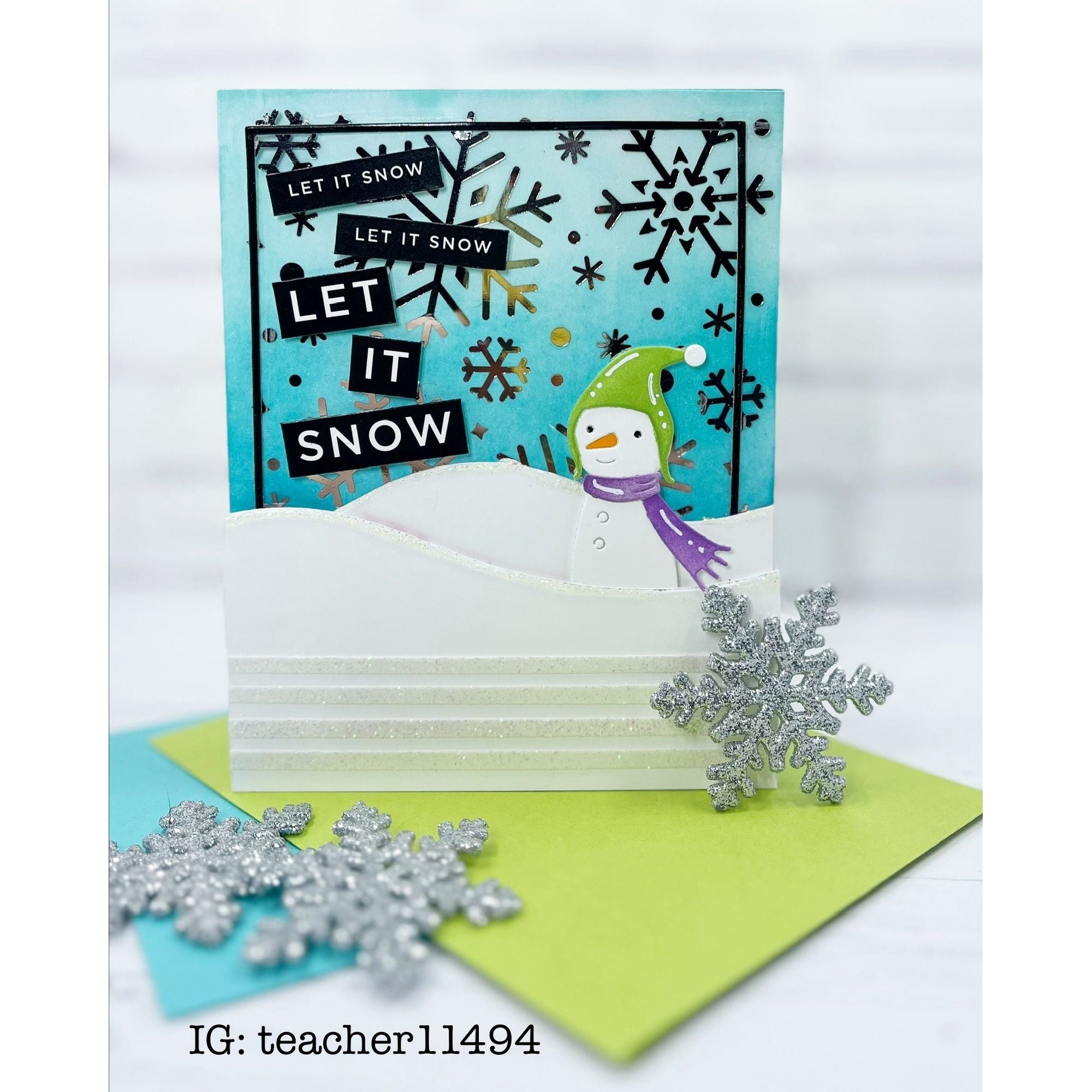 Simon Says Stamp Oliver the Snowman Wafer Dies s960 Festive Fun Holiday Card