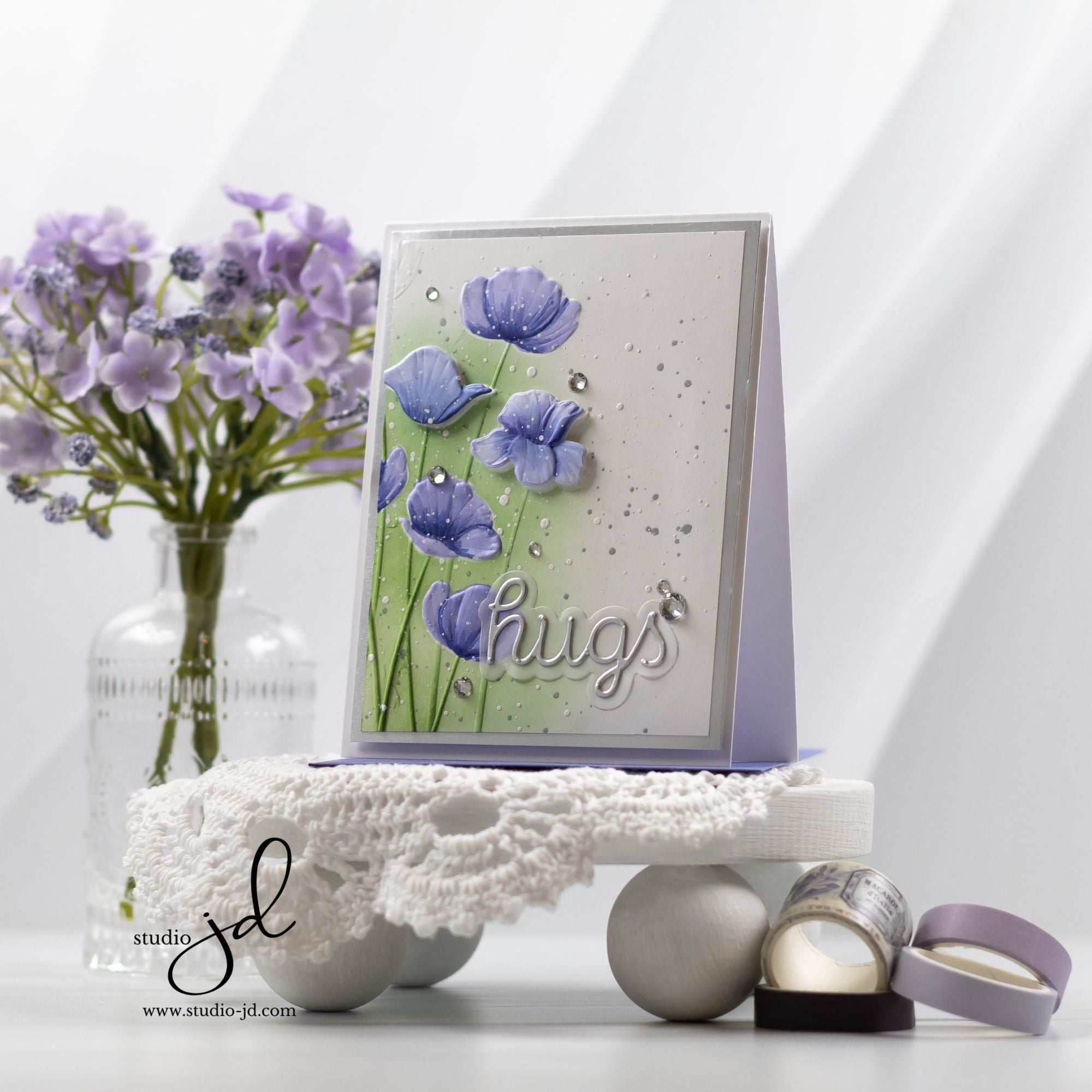 Simon Says Stamp Embossing Folder and Cutting Dies Poppy Bundle sfd399 Be Bold Hugs Card | color-code:ALT01