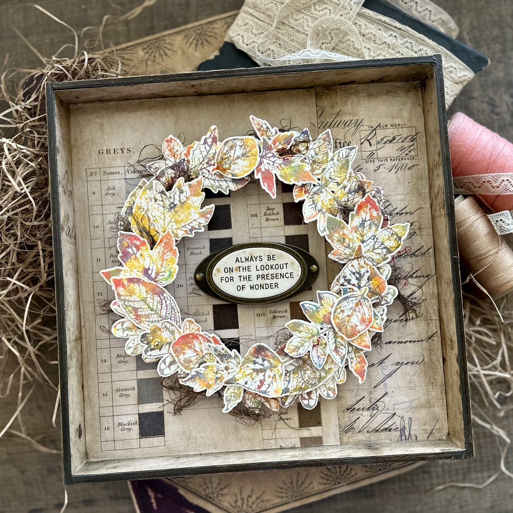 Ranger Tim Holtz Distress Crayon Walnut Stain TDB49654 Nature’s Wonder Wreath | color-code:ALT18