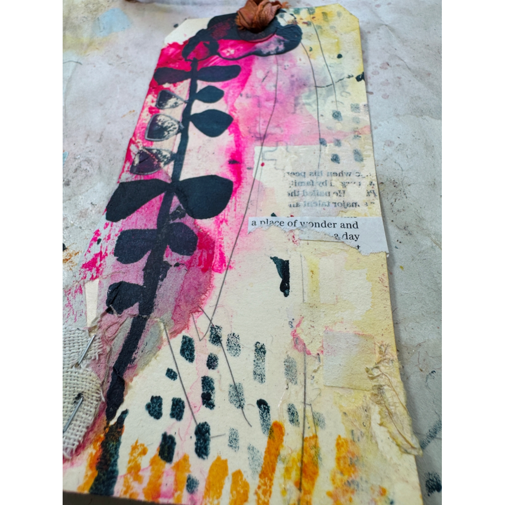 StencilGirl Maker Stencil sa1048 bookmark