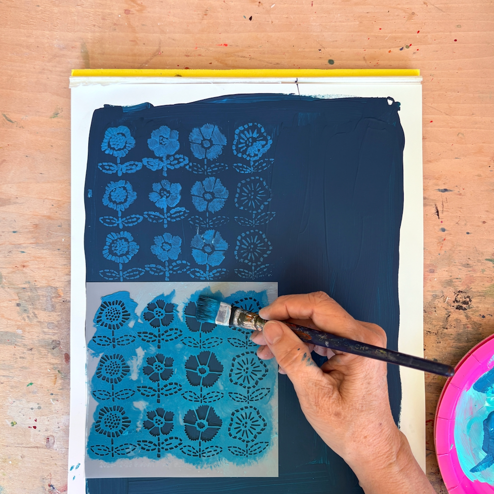 StencilGirl Stitched Garden Stencil sa1044 blue