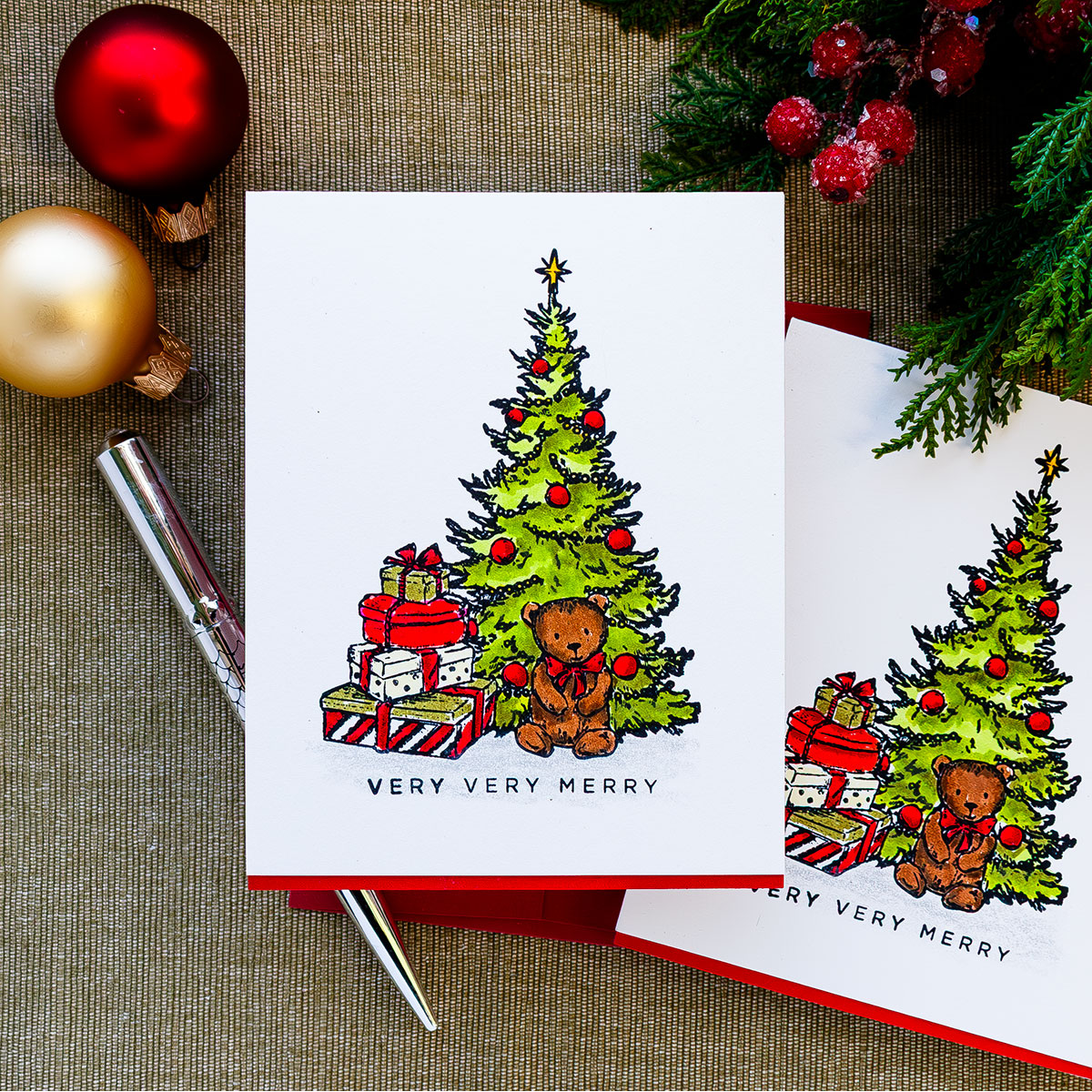Simon Says Clear Stamps Nostalgic Christmas 2292ssc And Everything Nice Christmas Card | color-code:ALT04