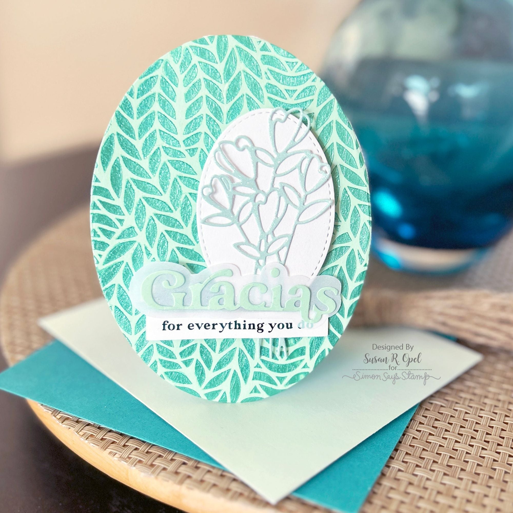 Simon Says Stamp Stencil Chunky Knit ssst221672 Chunky Knit Oval Gracias Card | color-code:ALT07